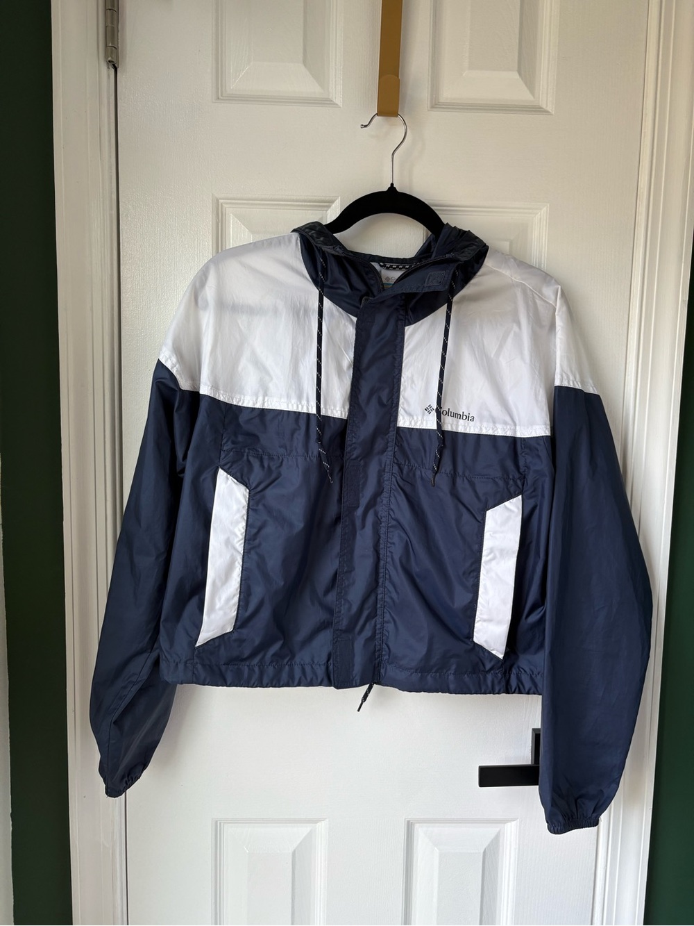 Columbia Navy and White Hooded Windbreaker Jacket